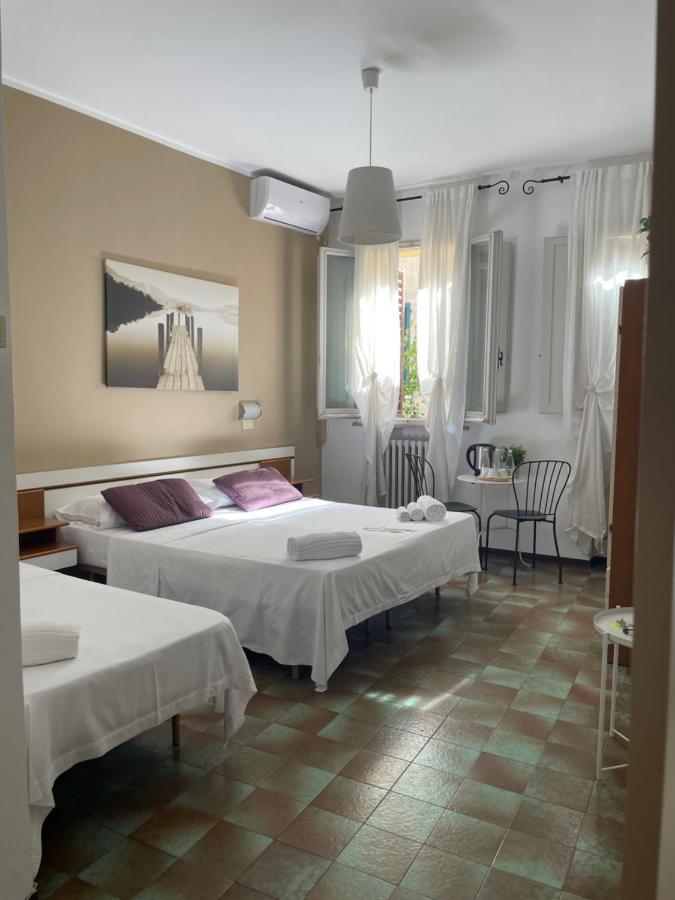 צ'זנה Hotel Cappello מראה חיצוני תמונה
